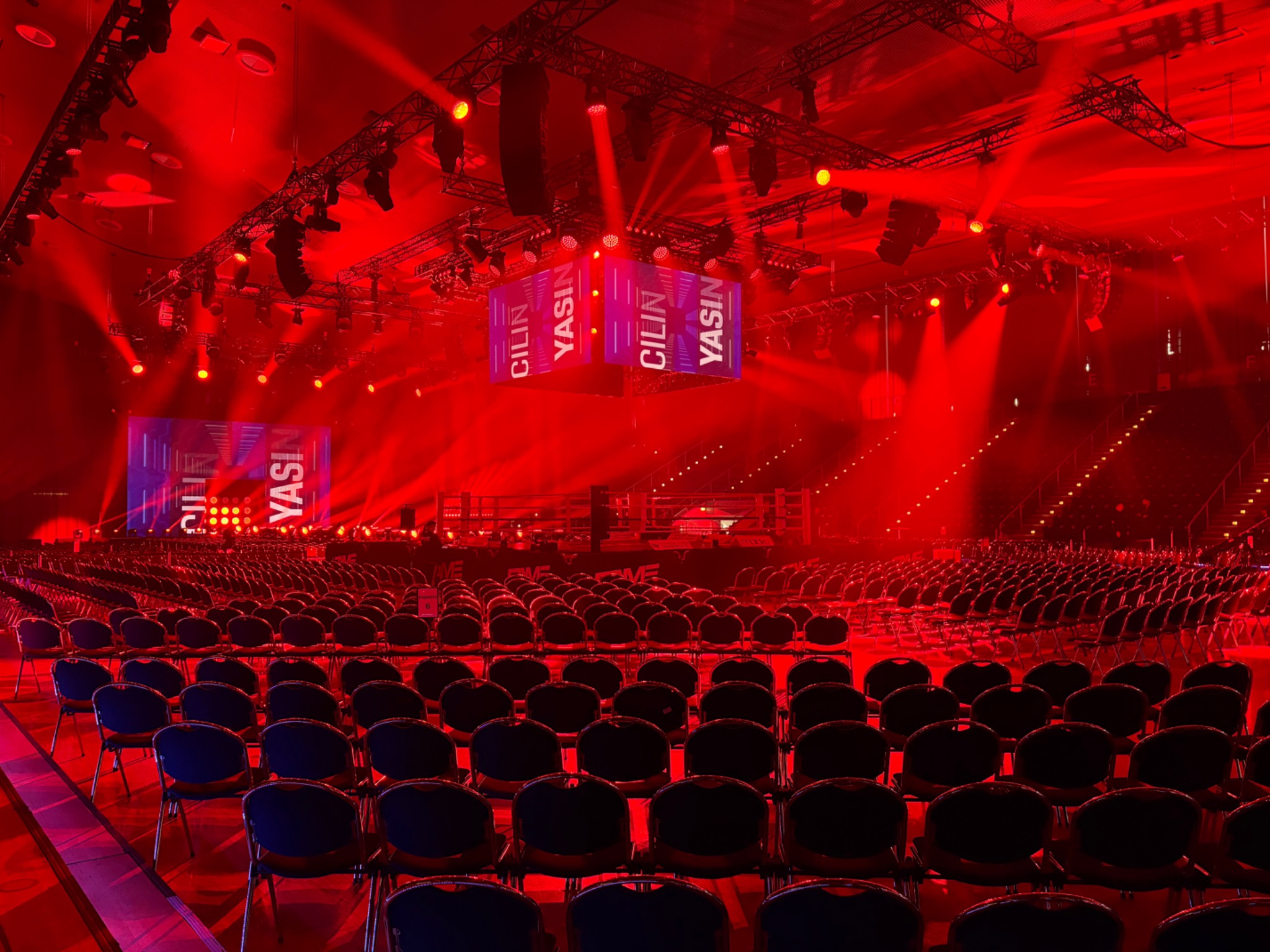 Fame Fighting – Produktion und Live-Regie